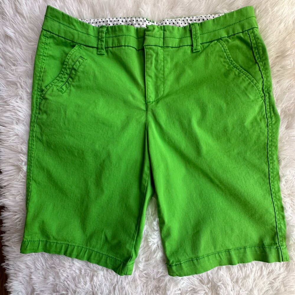 JCP Emerald Green Bermuda Shorts Size 6 Petite
